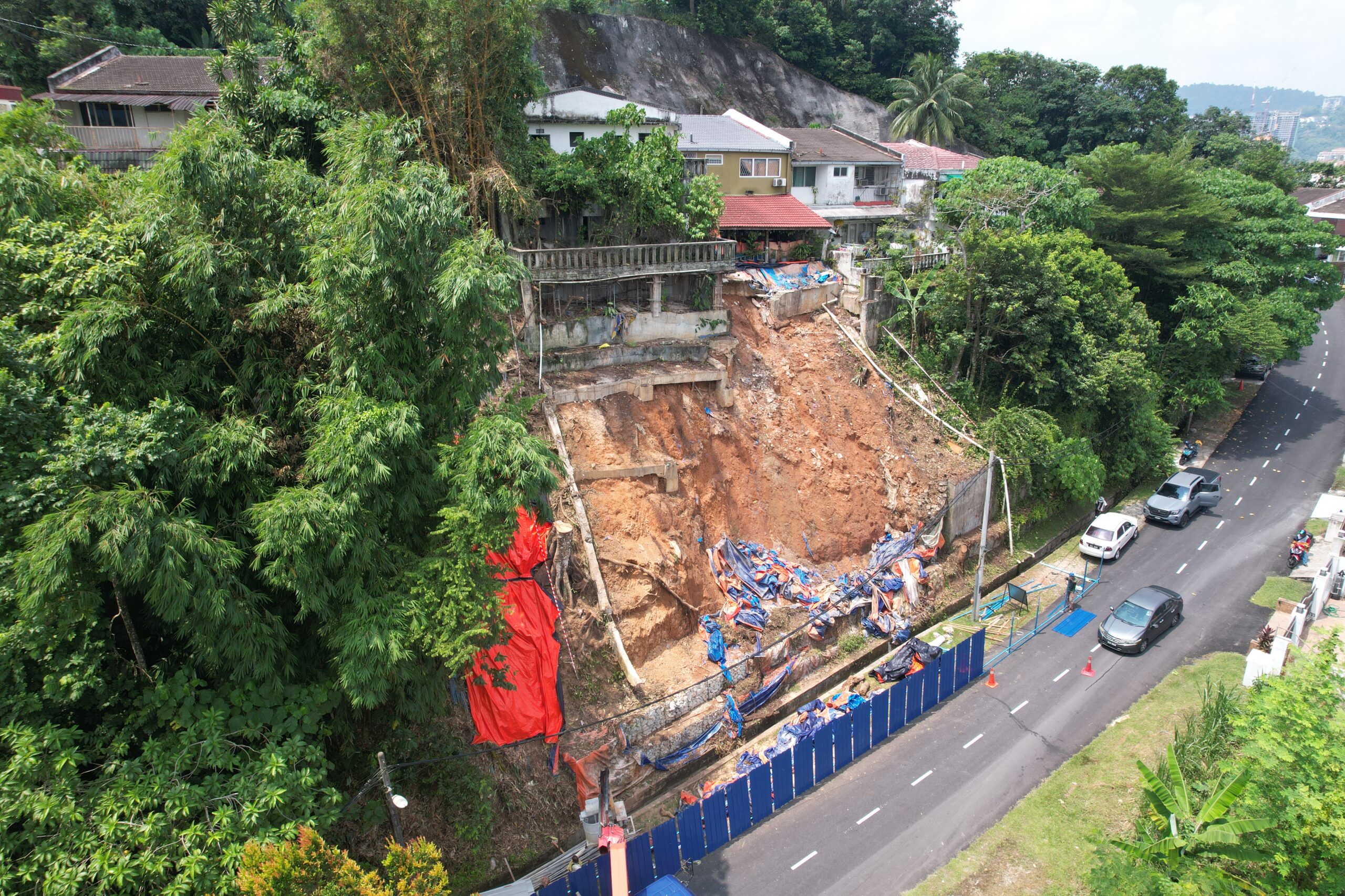 GEOLOGICAL & GEOTECHNICAL INVESTIGATION & MITIGATION